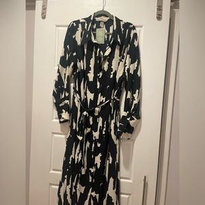 XXL NWT H and M black and white shirt maxi dress